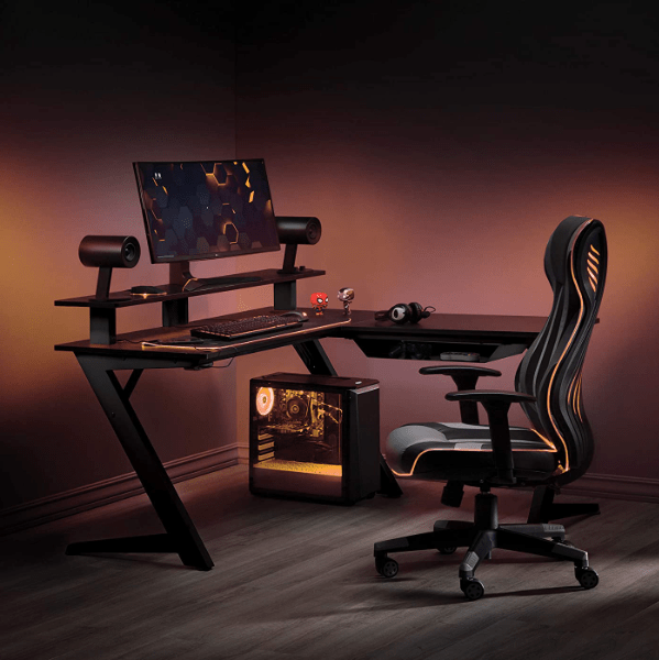 10 Best Gaming Desks For Better Gaming Experience!