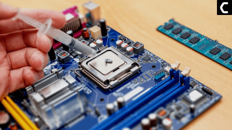 Thermal Paste to a CPU