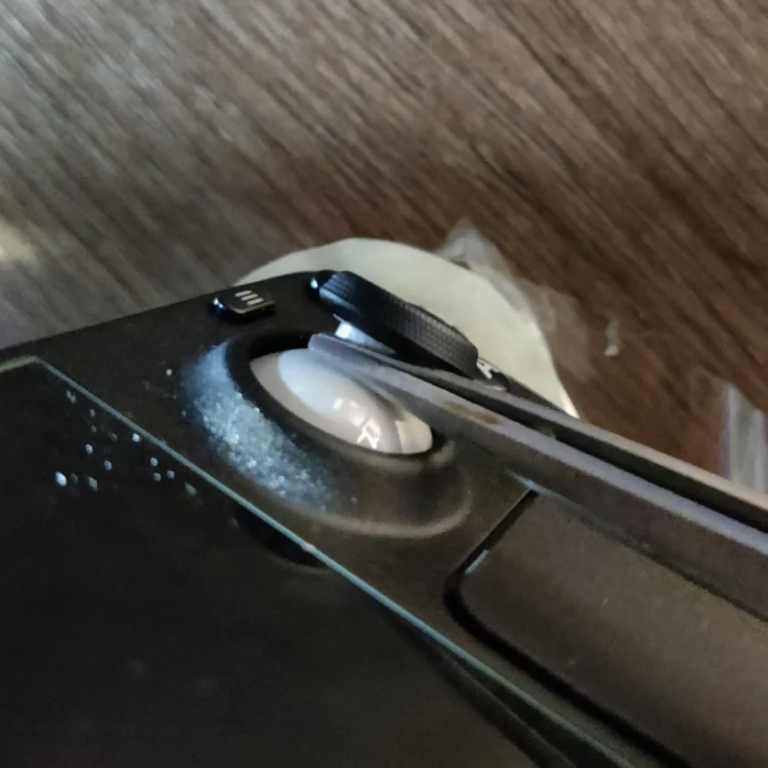 Easy Ways to Fix Sticking or Clicky Joysticks on Steam Deck